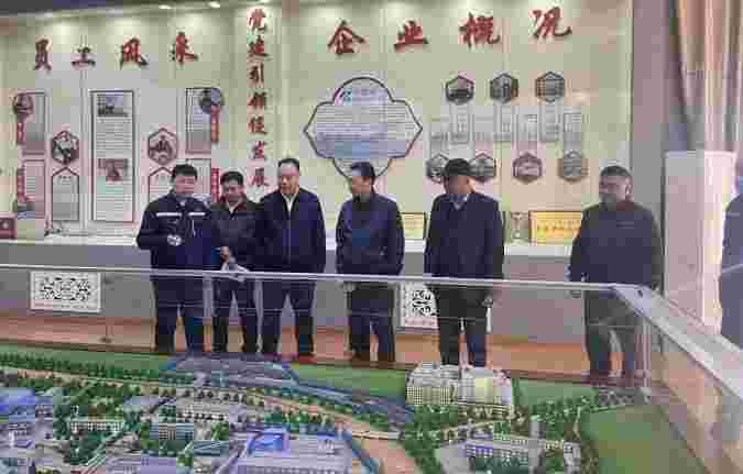 内蒙古巴彦淖尔市副市长赵春雨一行莅临必威西汉姆联官网首页东升庙矿业公司调研